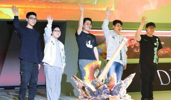 英雄联盟对战卡牌大规模召回事件解析
